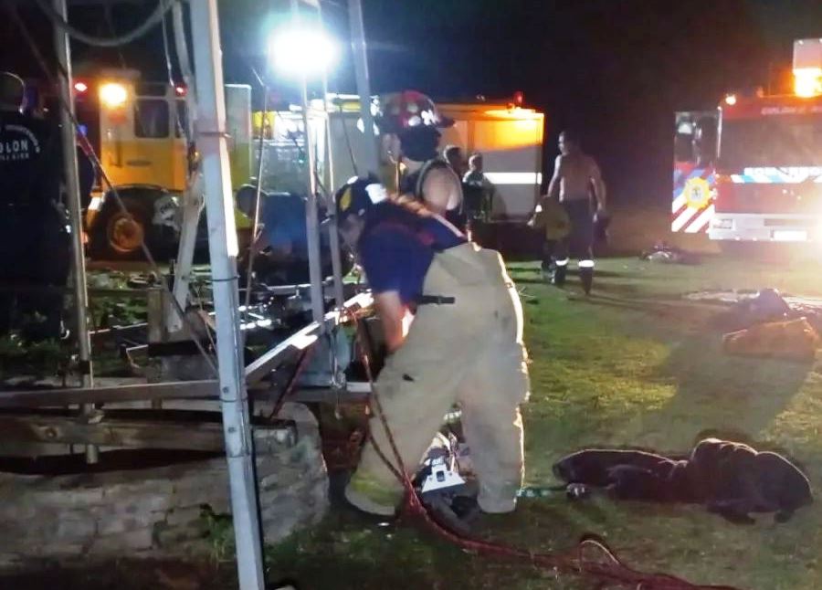 Está en grave estado el hombre que cayó a un pozo de 20 metros